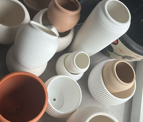 HDPE Ceramic-like Flower Plate with Customizable Color and 20-Year Indoor Lifespan Featuring Embossing Finishing